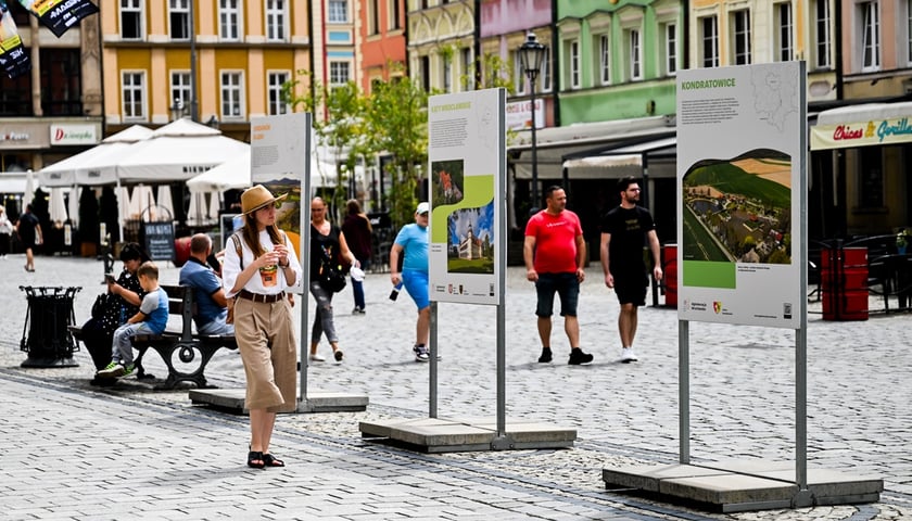 Wystawa promująca atrakcje gmin członków Stowarzyszenia Aglomeracja Wrocławska