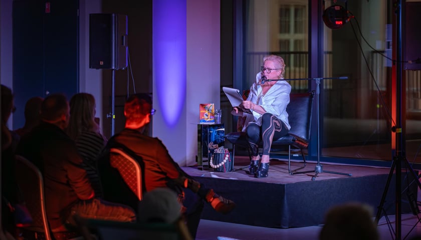 Katarzyna Figura. Europejska Noc Literatury 2025, Wrocław 23 sierpnia, osiedle Ołbin
