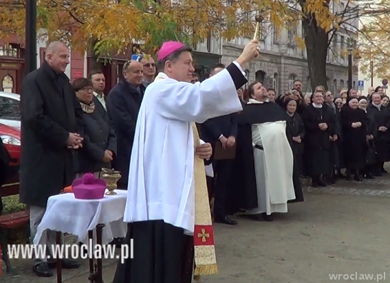 Hełm poświęcony - FILM