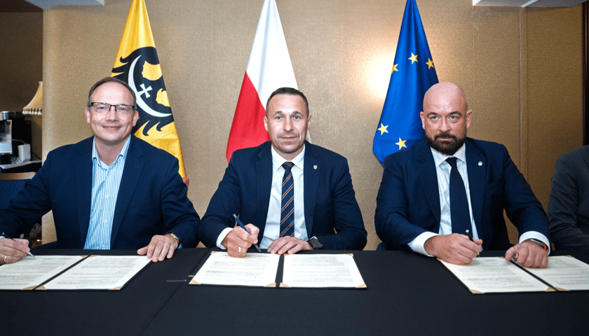 Od lewej: Vitaliy Zhmurenko, Paweł Gancarz, Jacek Sutryk