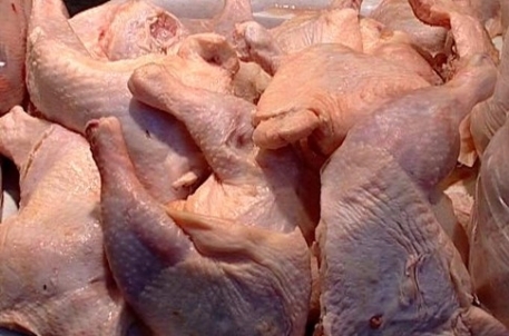 Biedronka wycofuje niektóre produkty drobiowe