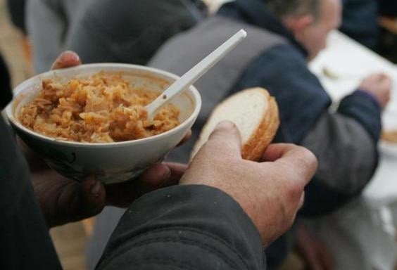 Pomoc bezdomnym w okresie jesienno-zimowym