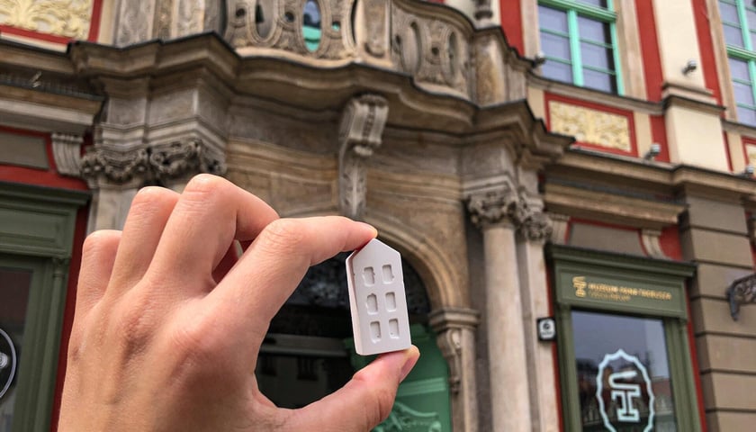 Wejście do budynku Muzeum Pana Tadeusza