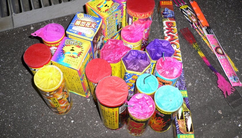 Policja ostrzega: Fajerwerki bywają groźne