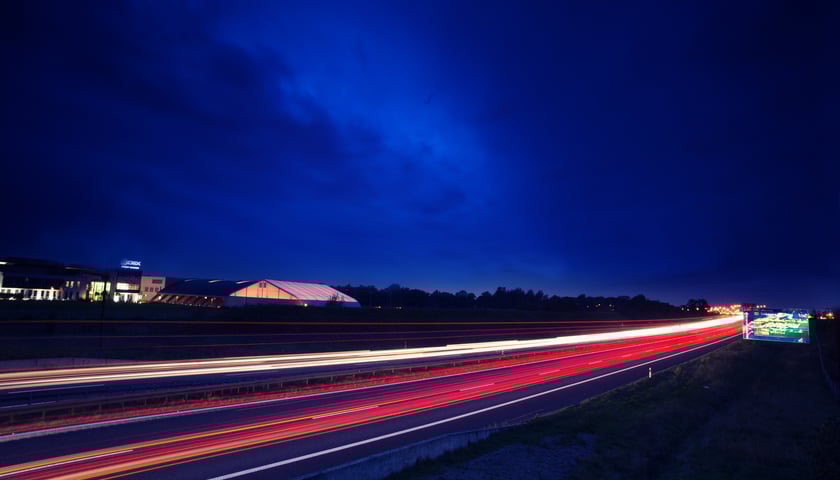Gminy nie chcą płacić za oświetlenie dróg