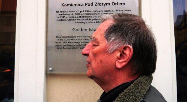 Taniec małpy na bębenku