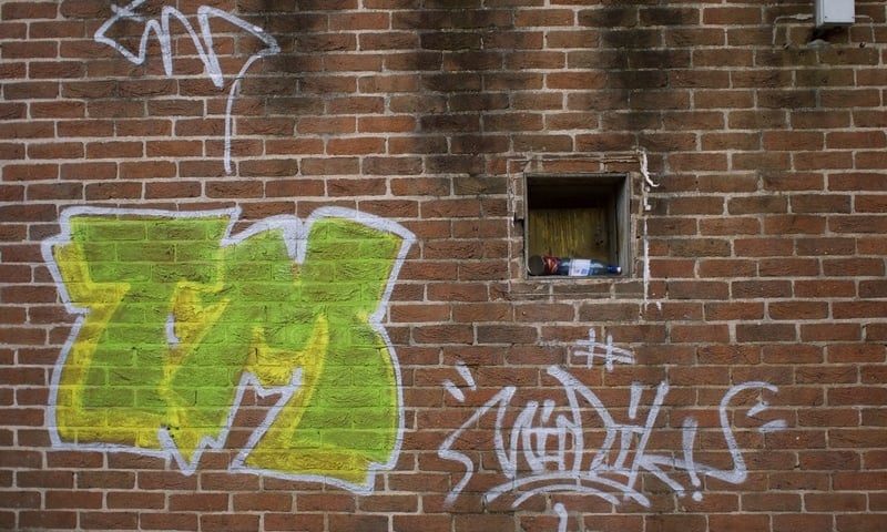 ZDiUM szuka firmy do walki z nielegalnym graffiti