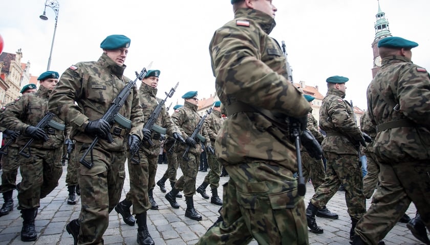 Dziś apel i defilada, czyli 15 lat Polski w NATO