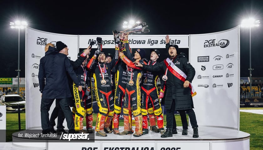 Zawodnicy WTS Sparta Wrocław. Sparta z brązowym medalem Drużynowych Mistrzostw Polski.