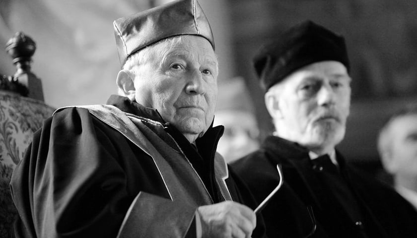 Wspomnienia o Różewiczu: „Usiadłem i płakałem” (WIDEO)