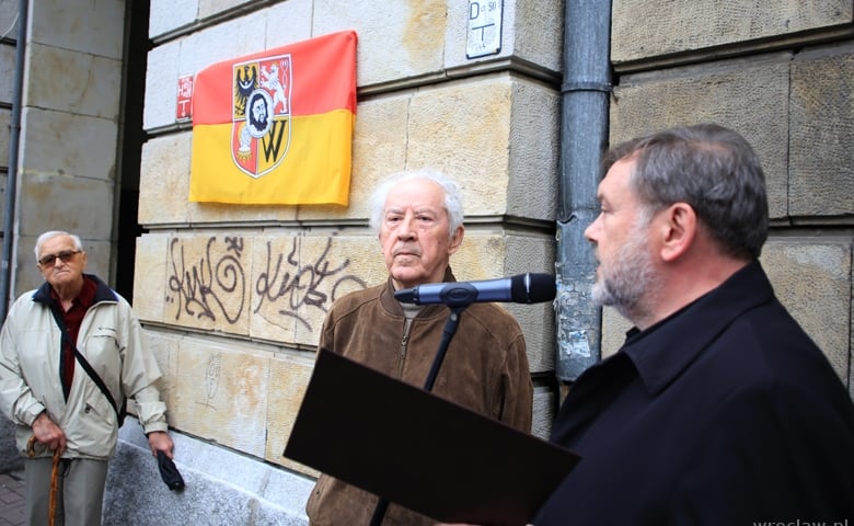 Tablice poświęcone KDM (ZDJĘCIA+WIDEO)