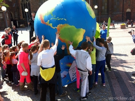 Dzieci wypędziły dym z Wrocławia