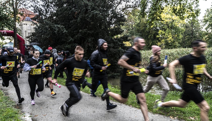 Yellow Ribbon Run 2025 - pierwszy w Polsce bieg spod znaku "ż&oacute;łtej wstążki" odbył się we Wrocławiu 30 września