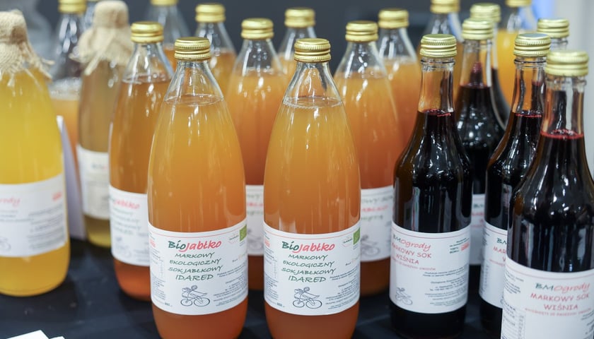 <p>Na zdjęciach IV edycja programu &bdquo;Od pola na wrocławski st&oacute;ł&rdquo; we wrocławskim Novotelu</p>