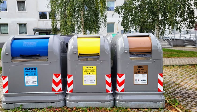 Nowe pojemniki na odpady na osiedlach TBS Wrocław