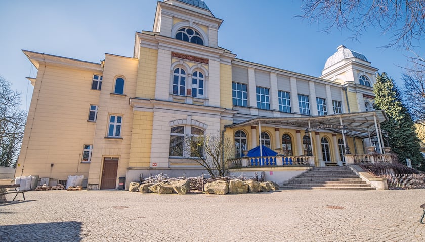 Budynek Terrarium we wrocławskim ogrodzie zoologicznym.