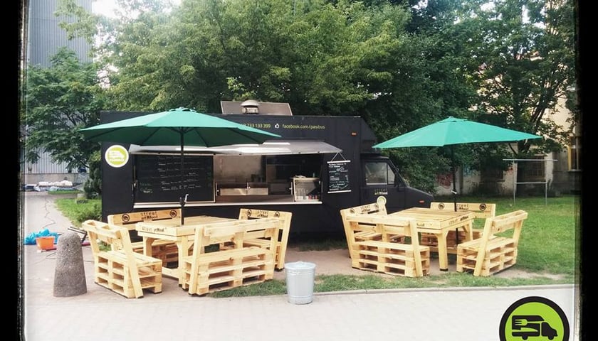 Jedzenie na kółkach, czyli wrocławskie Food Trucki