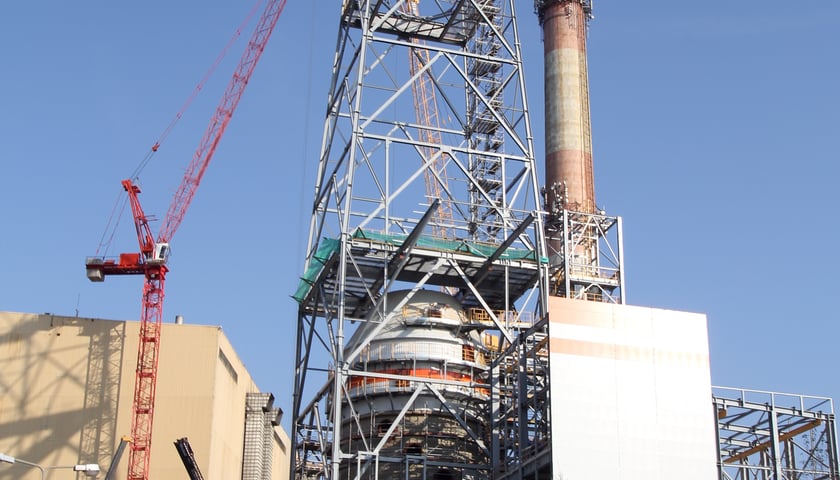 Budują trzeci komin przy elektrociepłowni