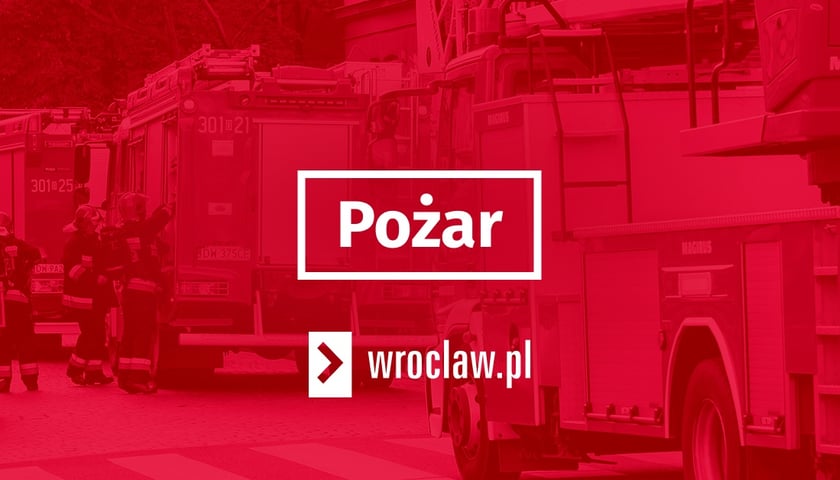 Napis Pożar na czerwonym tle