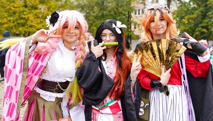 Uczestniczki konkursu cosplay w Czasoprzestrzeni