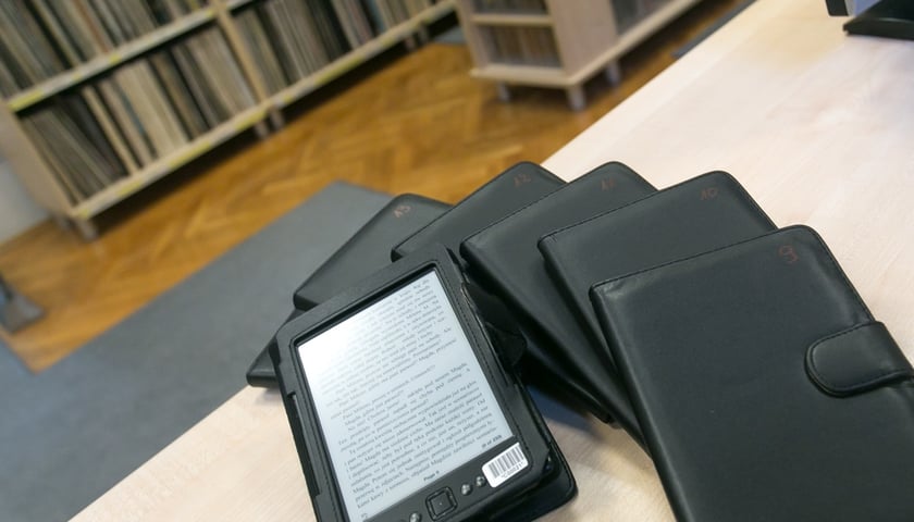 Darmowe czytniki e-booków przebojem Fonoteki