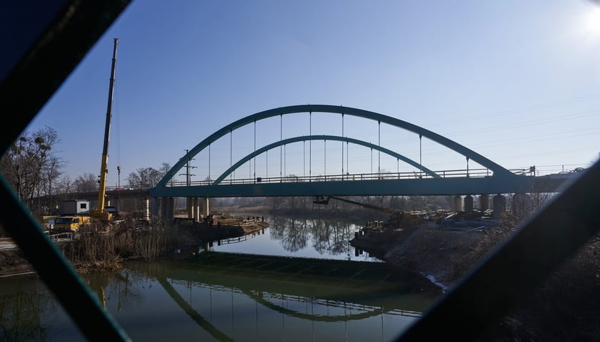 Most Olimpijski nad Odrą (Aleja Wielkiej Wyspy) w budowie, pierwsze dni lipca 2023 r.