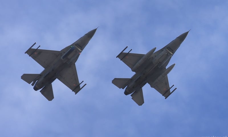 Myśliwce F16 nad Wrocławiem[ZDJĘCIA, WIDEO]