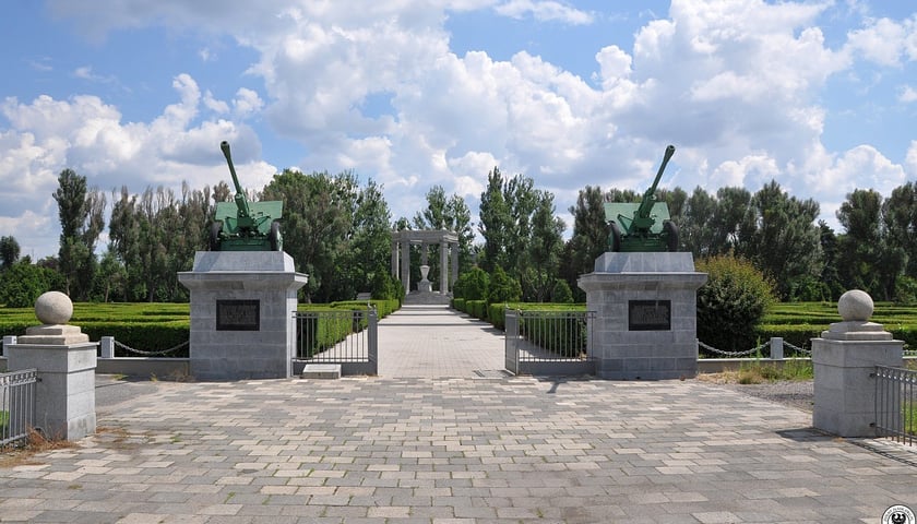 Cmentarz oficerów radzieckich zamknięty