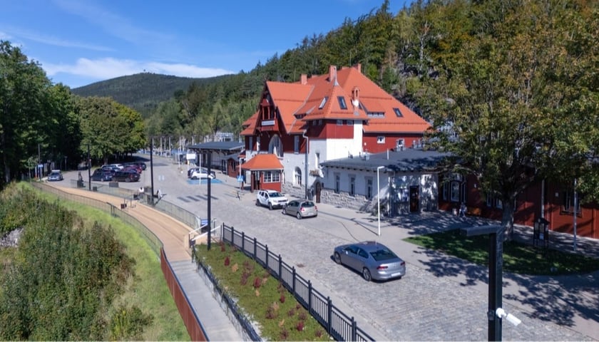 Dworzec kolejowy Szklarska Poręba Górna