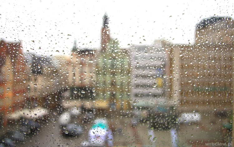 Chłodniej, możliwy deszcz