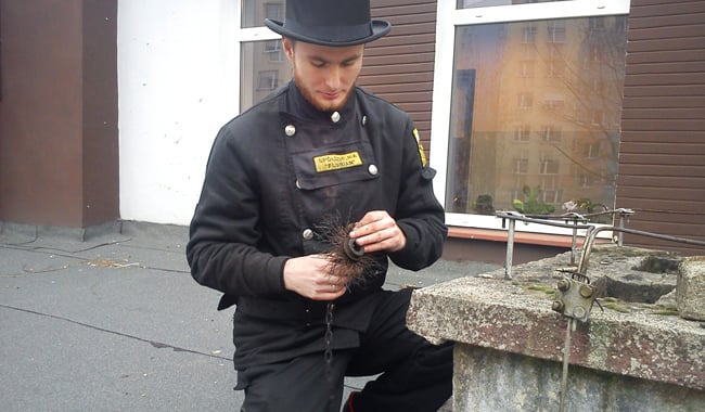 Kominiarze mają pełne ręce roboty