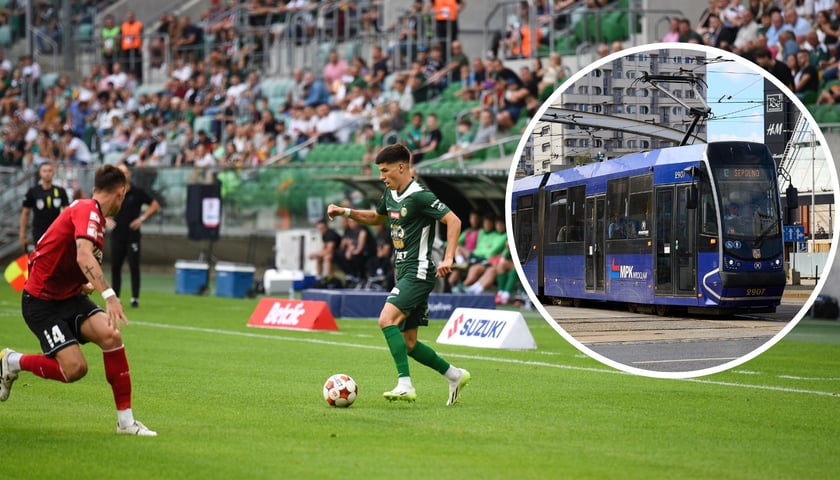 W tle: mecz na Tarczyńskim, w tle: tramwaj (zdjęcia ilustracyjne)
