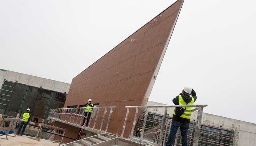 Afrykarium: restauracja z widokiem na pingwiny