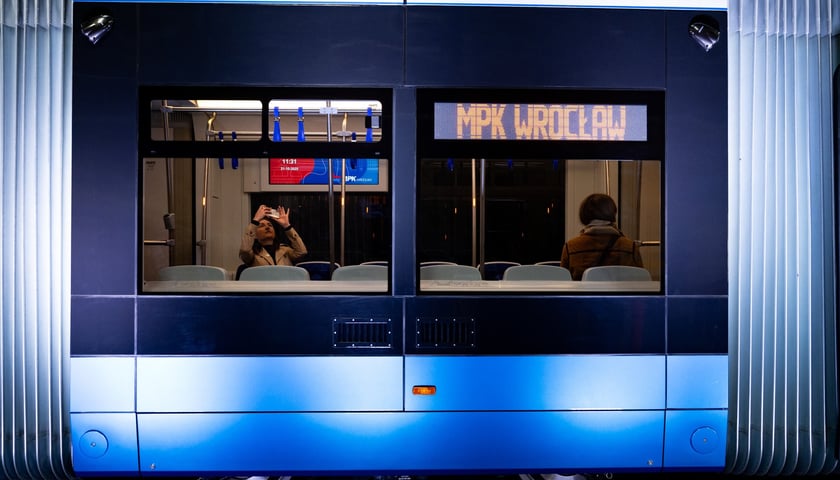 Prezentacja pierwszej zmodernizowanej Skody 19T na zajezdni Borek