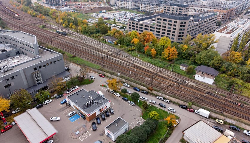 Okolice tunelu oznaczonego na mapie jako 1. Rejon ulicy Dolnej (po stronie Ołbina) i ulicy Miłosza (po stronie Kleczkowa)