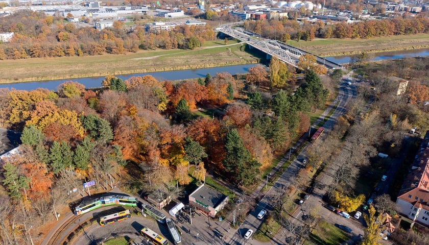 Widok na przyszłą trasę autobusowo-tramwajową na Swojczyce
