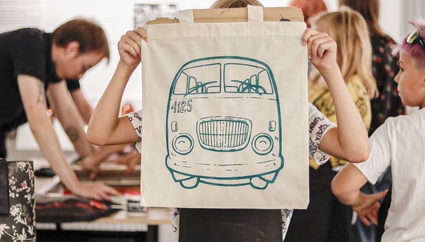 Warsztaty artystyczne w Centrum Historii Zajezdnia