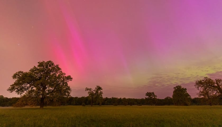 Zorza nad Dolnym Śląskiem, zdjęcie zrobione w 2024 roku