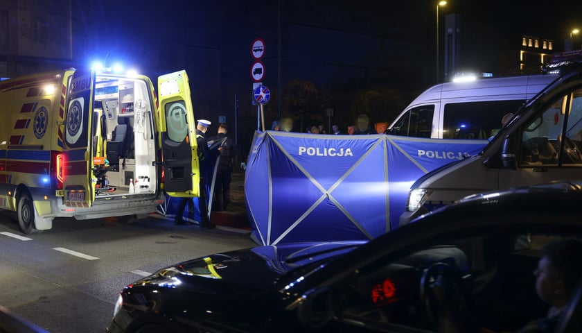 <p>Potrącenie pieszego na Zamkowej - akcja służb, 6 listopada</p>