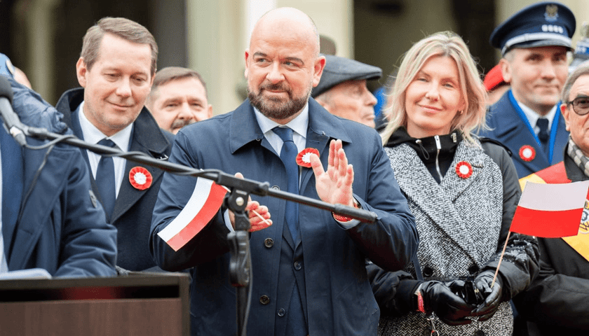 Oficjalne obchody Święta Niepodległości na wrocławskim Rynku - przemówienie prezydenta Wrocławia Jacka Sutryka