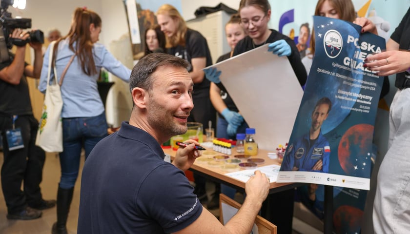 Spotkanie z polskim astronautą dr Sławoszem Uznańskim-Wiśniewskim na Uniwersytecie medycznym we Wrocławiu, 12 listopada 2025