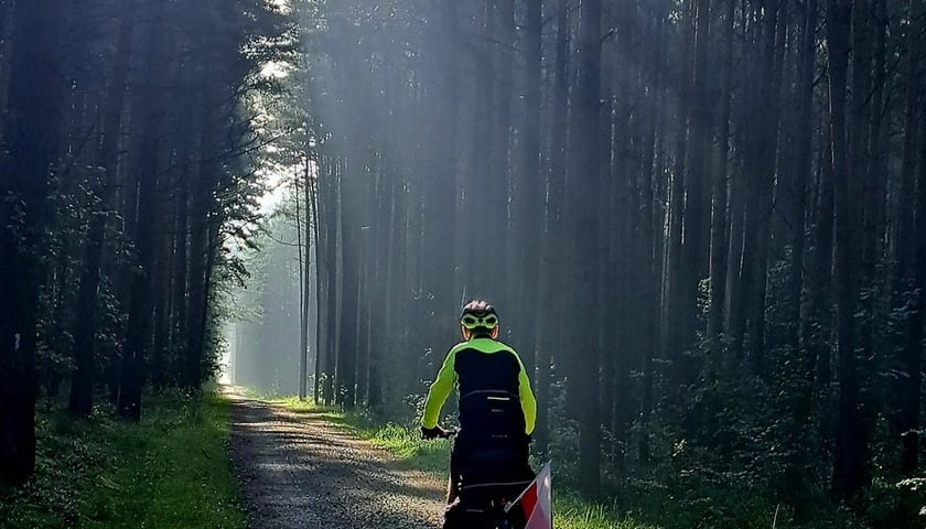 J&J dookoła Polski. Są już na półmetku i zapraszają na spotkanie w CAL na Maślicach | ZDJĘCIA