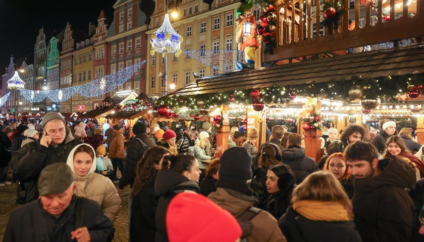 Wieczór otwierający jarmark świąteczny na Rynku we Wrocławiu, 21 listopada 2025