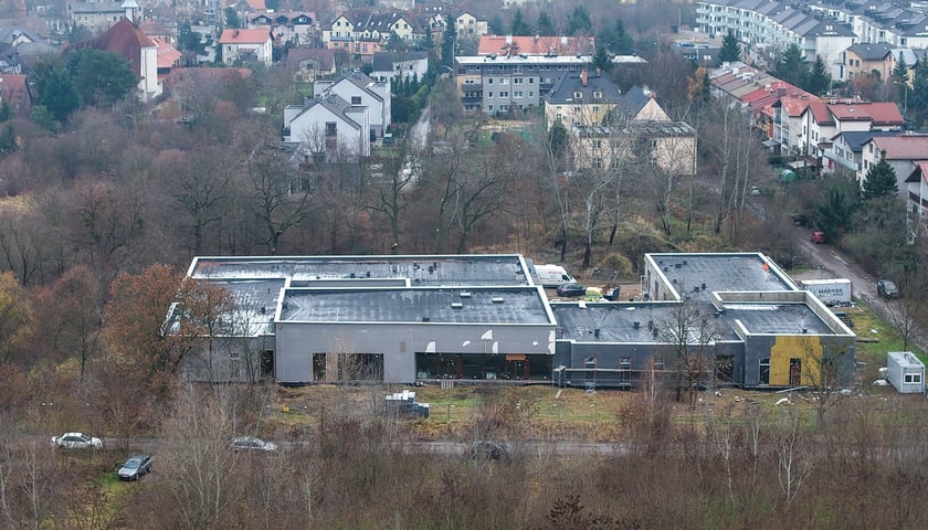 Przedszkole i żłobek przy ul. Bagatela/Lekcyjnej - budowa, grudzień 2025