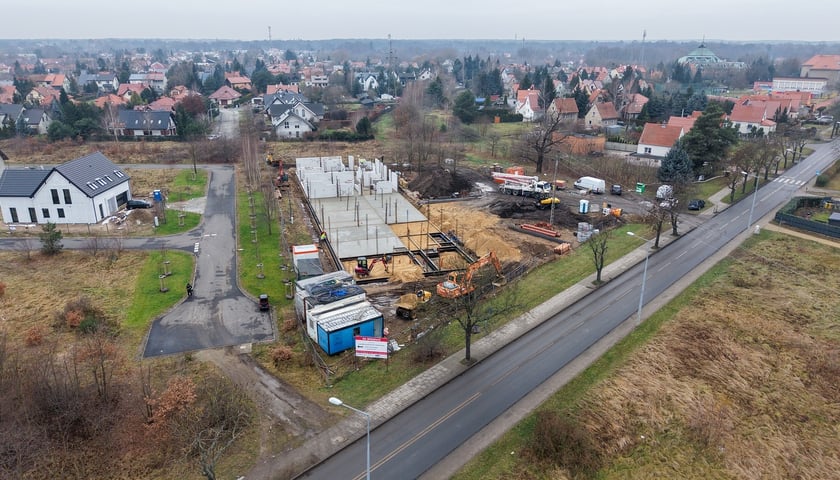 Przedszkole i żłobek przy ul. Starogajowej - budowa, grudzień 2025