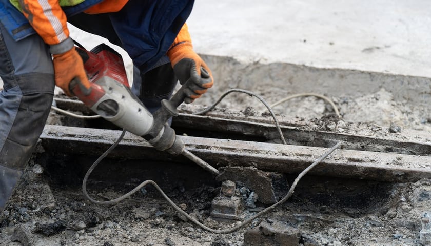 Prace na torach, zdjęcie ilustracyjne