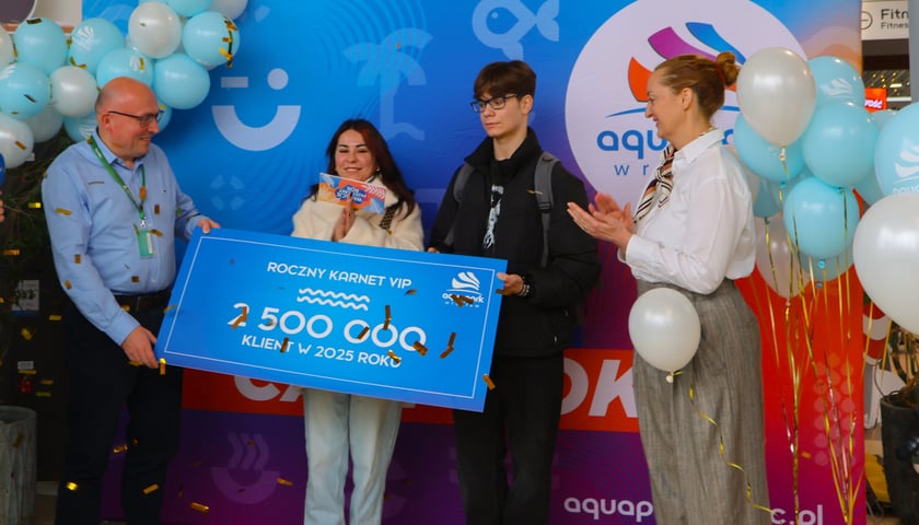 2,5-milionowy gość Aquapark Wrocław: Natalia Dashko z synem, Maksymem