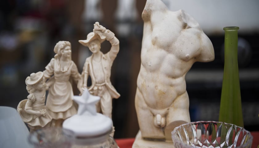 Giełda Staroci pod Iglicą przy Hali Stulecia we Wrocławiu 29 listopada 2025