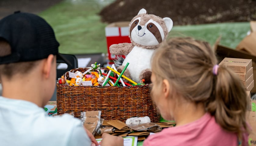 Dzieci podczas warsztatów, zdjęcie ilustracyjne