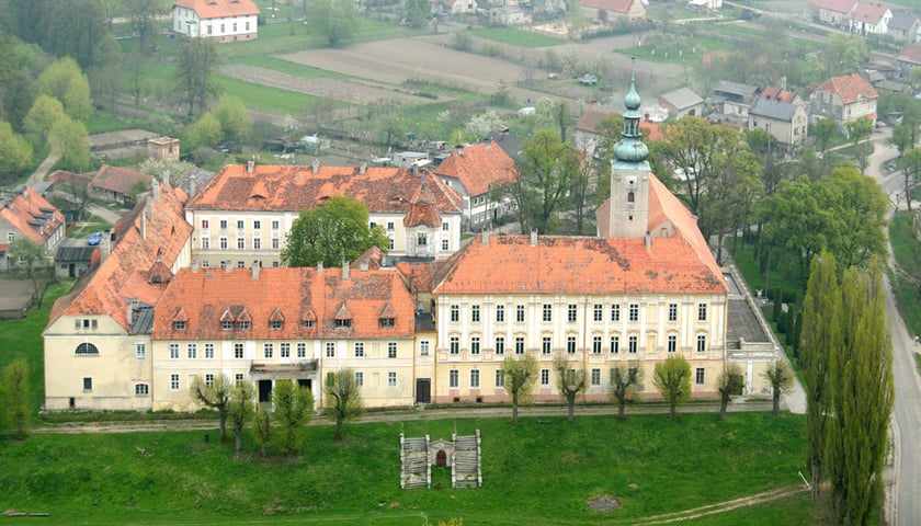 Pałac w Oleśnicy Małej